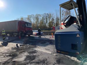 H4 - VU unkl. Lage LKW