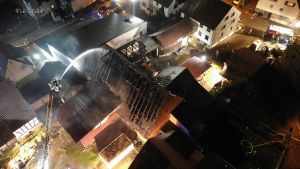 B4 - Feuer/Rauch Lagerhalle