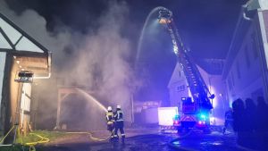 B4 - Feuer/Rauch Lagerhalle