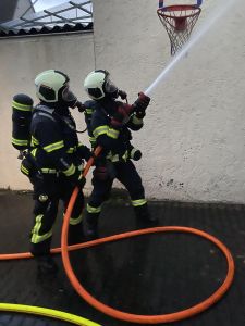 B4 - Feuer/Rauch Lagerhalle