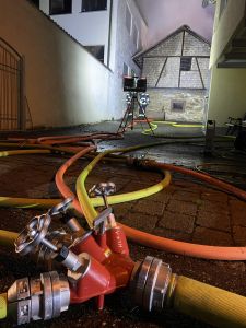 B4 - Feuer/Rauch Lagerhalle