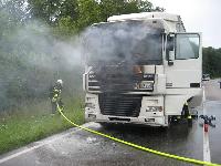 B3 - Fahrzeugbrand groß