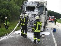 B3 - Fahrzeugbrand groß