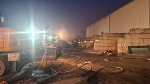 B4 - Feuer/Rauch Fabrik