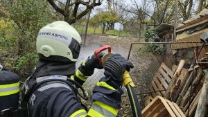 B1 - Feuer/Rauch Unrat/Kompost
