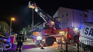 H1 - Rettung mit DLK Gebäude
