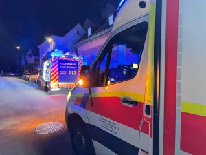 H1 - Rettung mit DLK Gebäude