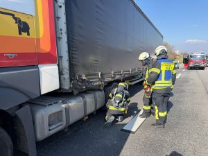 B2 - Feuer/Rauch Lkw