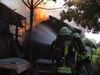 B2 - Gartenhausbrand