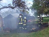 B2 - Gartenhausbrand