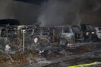 B3 - Fahrzeugbrand groß