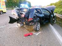 H2 - Verkehrsunfall mit eingeklemmter Person